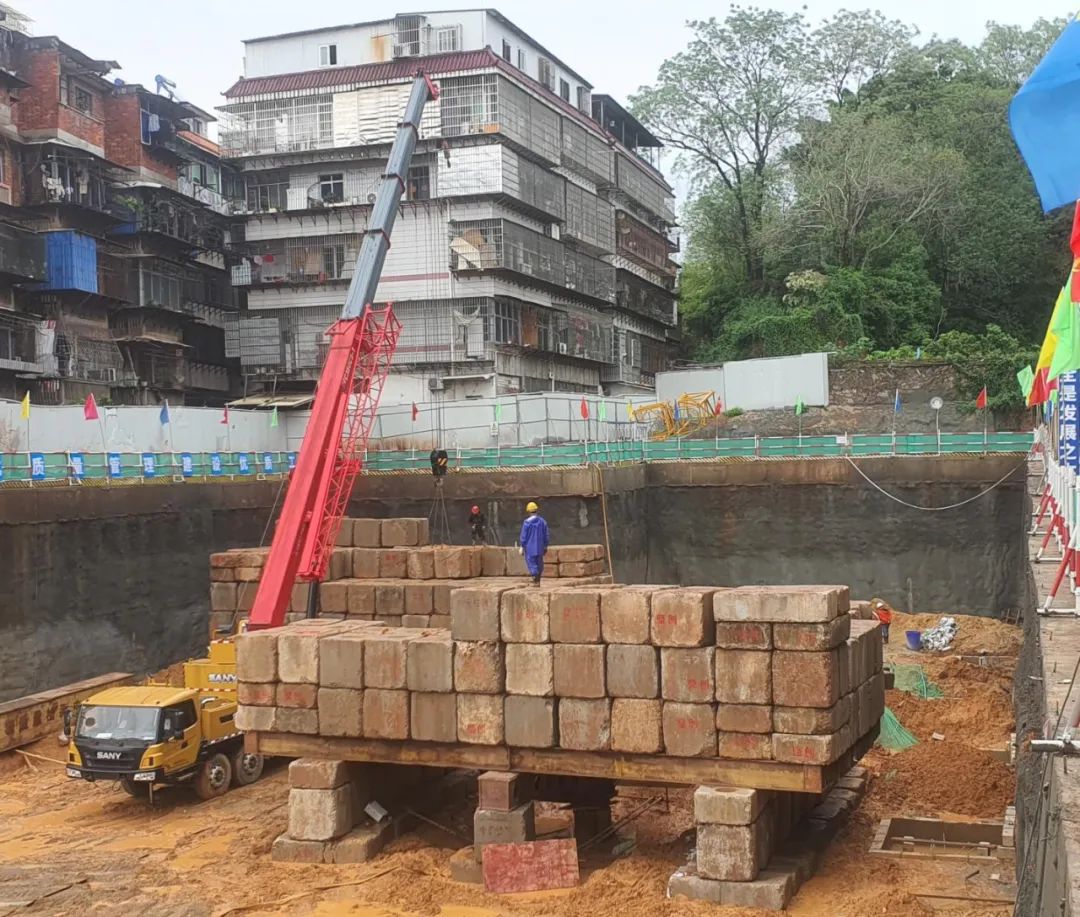 1681197920555712.jpg 1.jpg